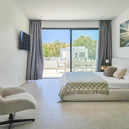 New With Private Pool And Garden In La De La Cala Villa