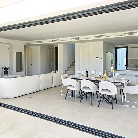 Villa New With Private Pool And Garden In La De La Cala