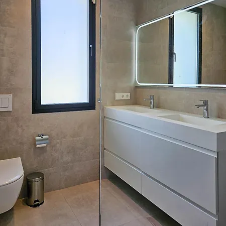 Villa New With Private Pool And Garden In La De La Cala *